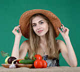Mujer con verduras